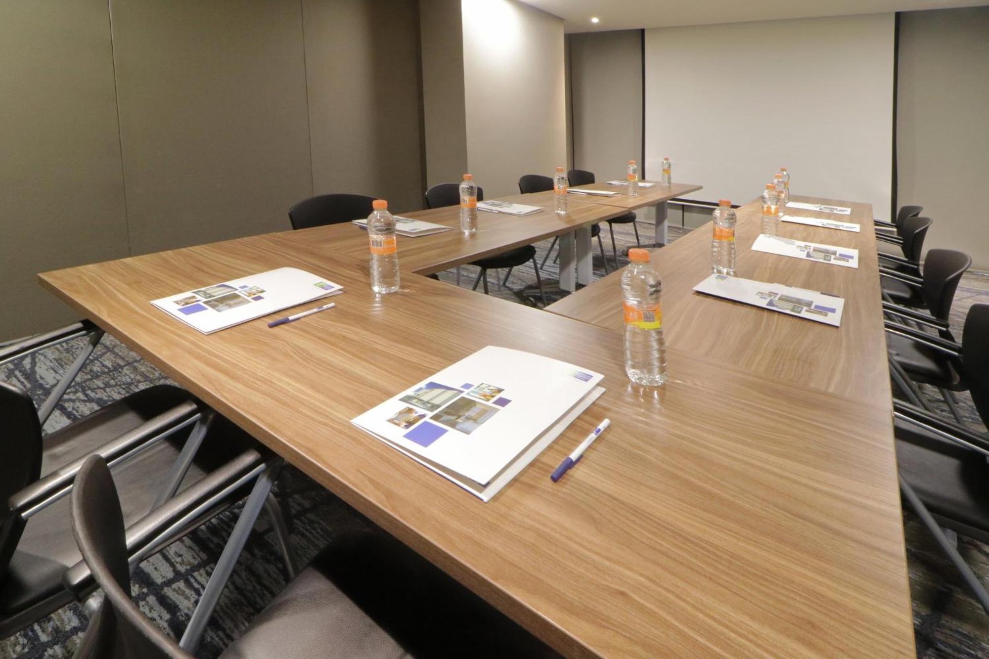 Holiday Inn Express & Suites Monterrey Valle By Ihg San Pedro Garza Garcia Εξωτερικό φωτογραφία