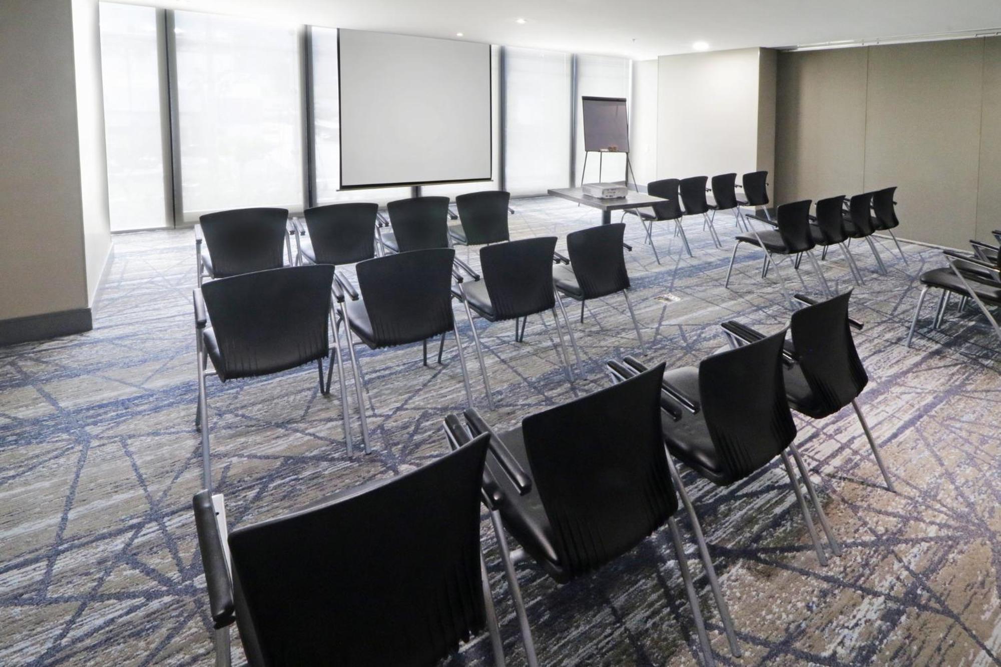 Holiday Inn Express & Suites Monterrey Valle By Ihg San Pedro Garza Garcia Εξωτερικό φωτογραφία