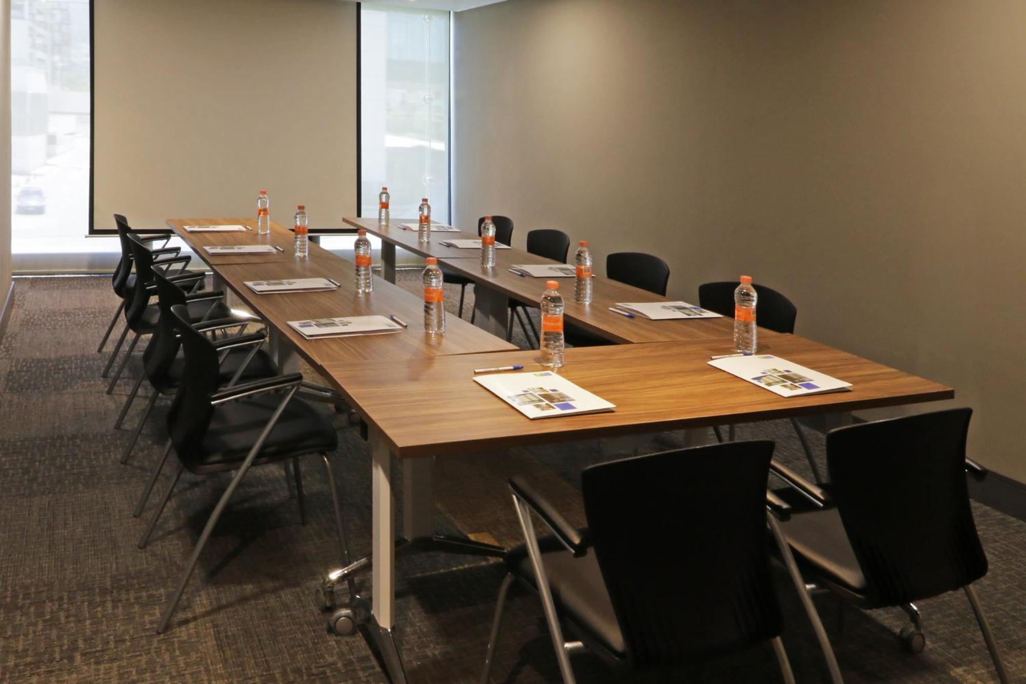Holiday Inn Express & Suites Monterrey Valle By Ihg San Pedro Garza Garcia Εξωτερικό φωτογραφία