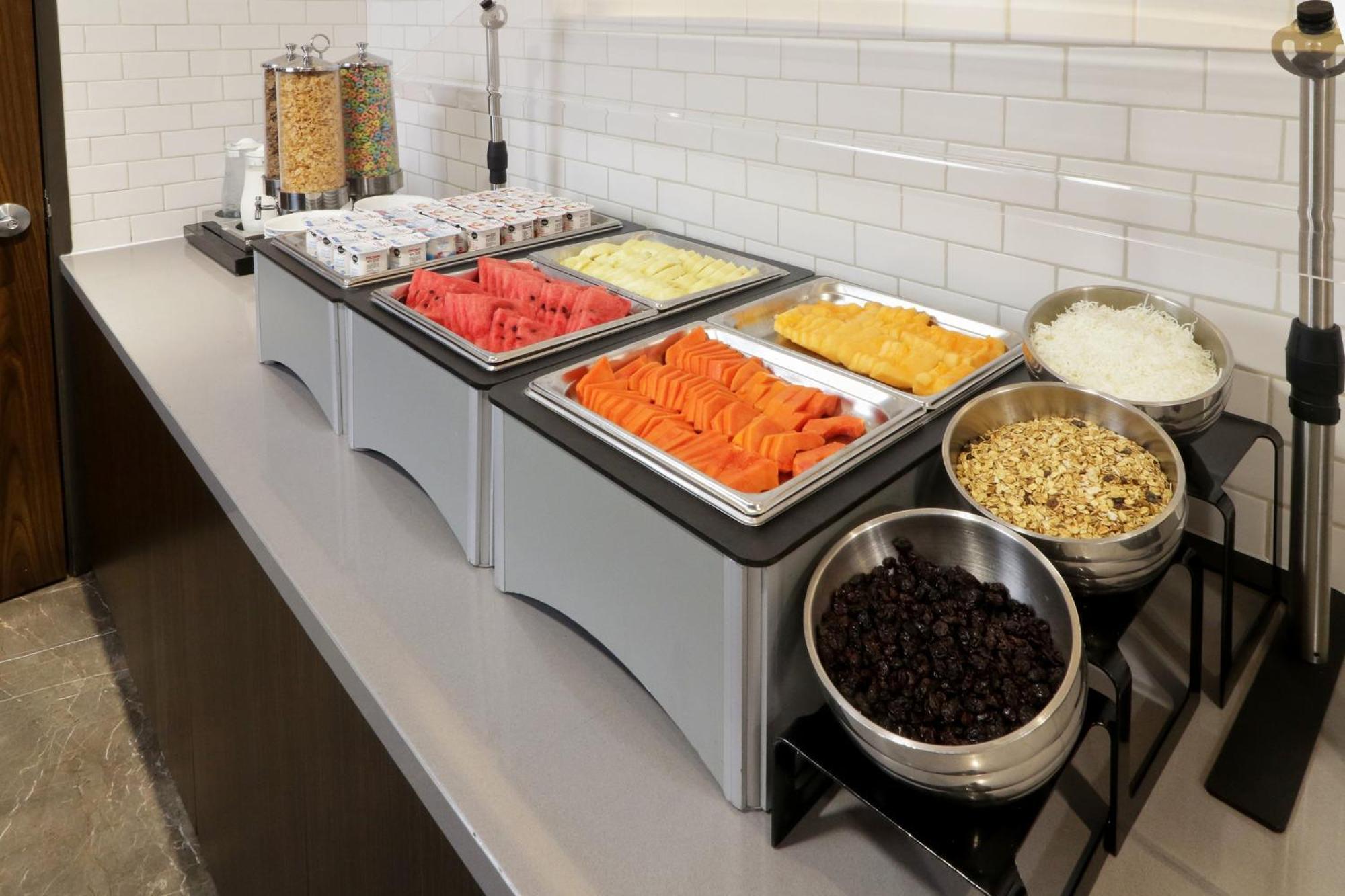 Holiday Inn Express & Suites Monterrey Valle By Ihg San Pedro Garza Garcia Εξωτερικό φωτογραφία
